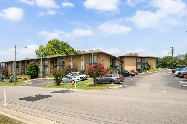 $700,000 | 555 North Dupont Avenue, Madison, TN 37115