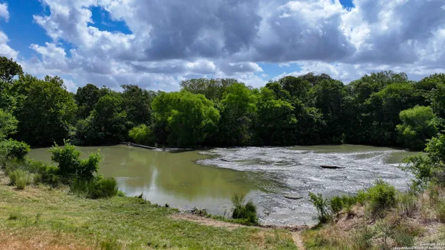 $1,800,000 | 4279 Fm 791, Falls City, TX 78113