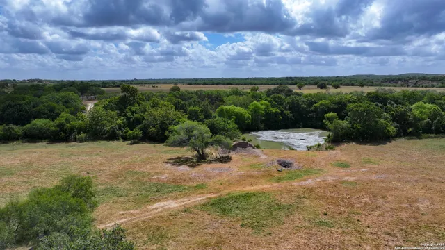 $1,800,000 | 4279 Fm 791, Falls City, TX 78113