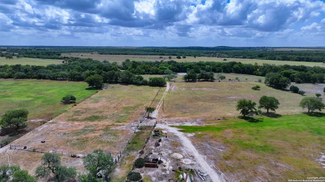 $1,800,000 | 4279 Fm 791, Falls City, TX 78113