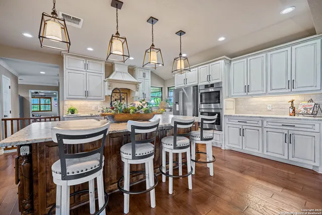 $1,800,000 | 4279 Fm 791, Falls City, TX 78113