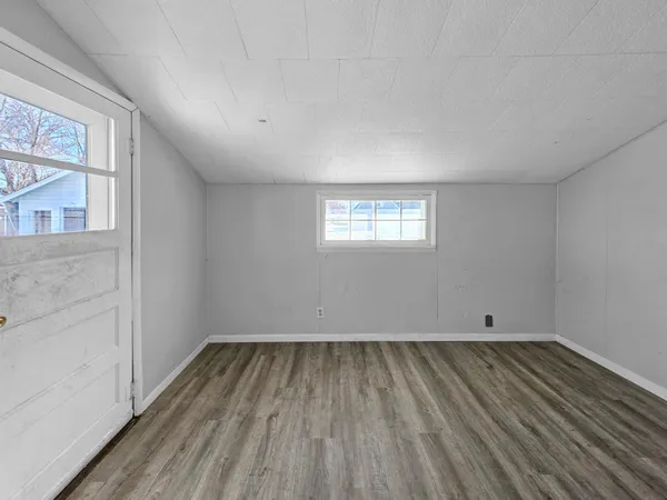 $99,900 | 126 North Tousley Avenue, New York Mills, MN 56567