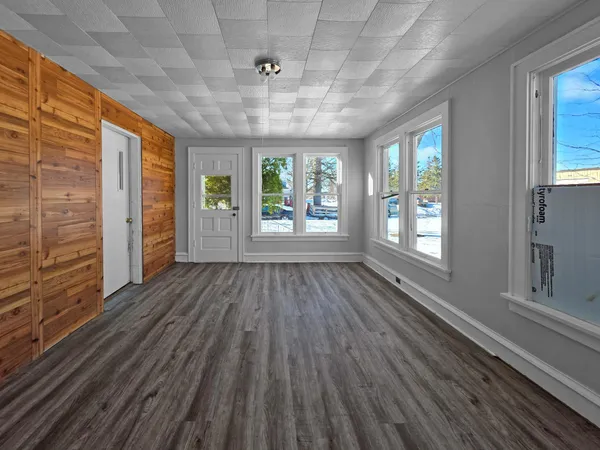 $99,900 | 126 North Tousley Avenue, New York Mills, MN 56567