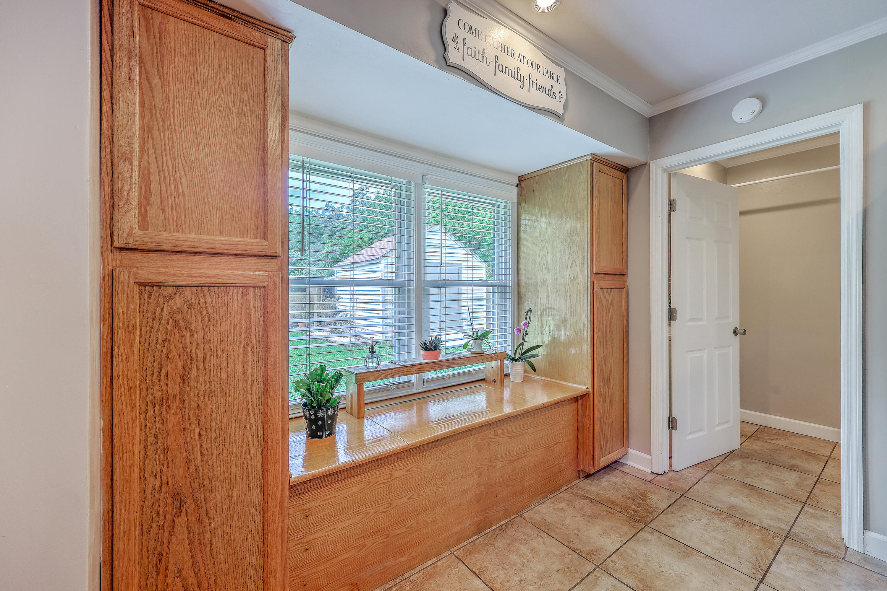 33 Oak Grove Road Goose Creek, SC 29445 - Photo 14 of 29 Lots of Storage