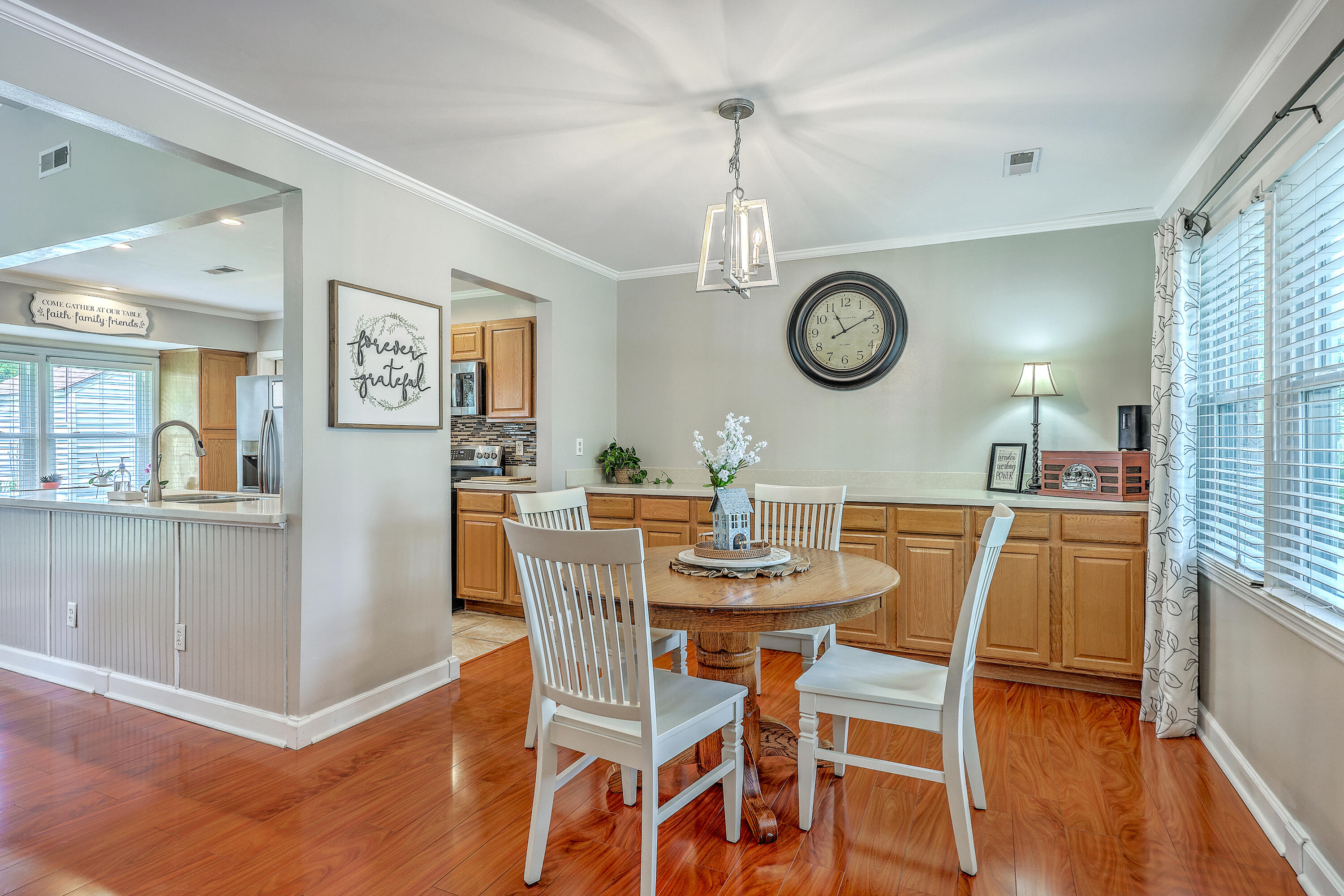33 Oak Grove Road Goose Creek, SC 29445 - Photo 7 of 29 Dining