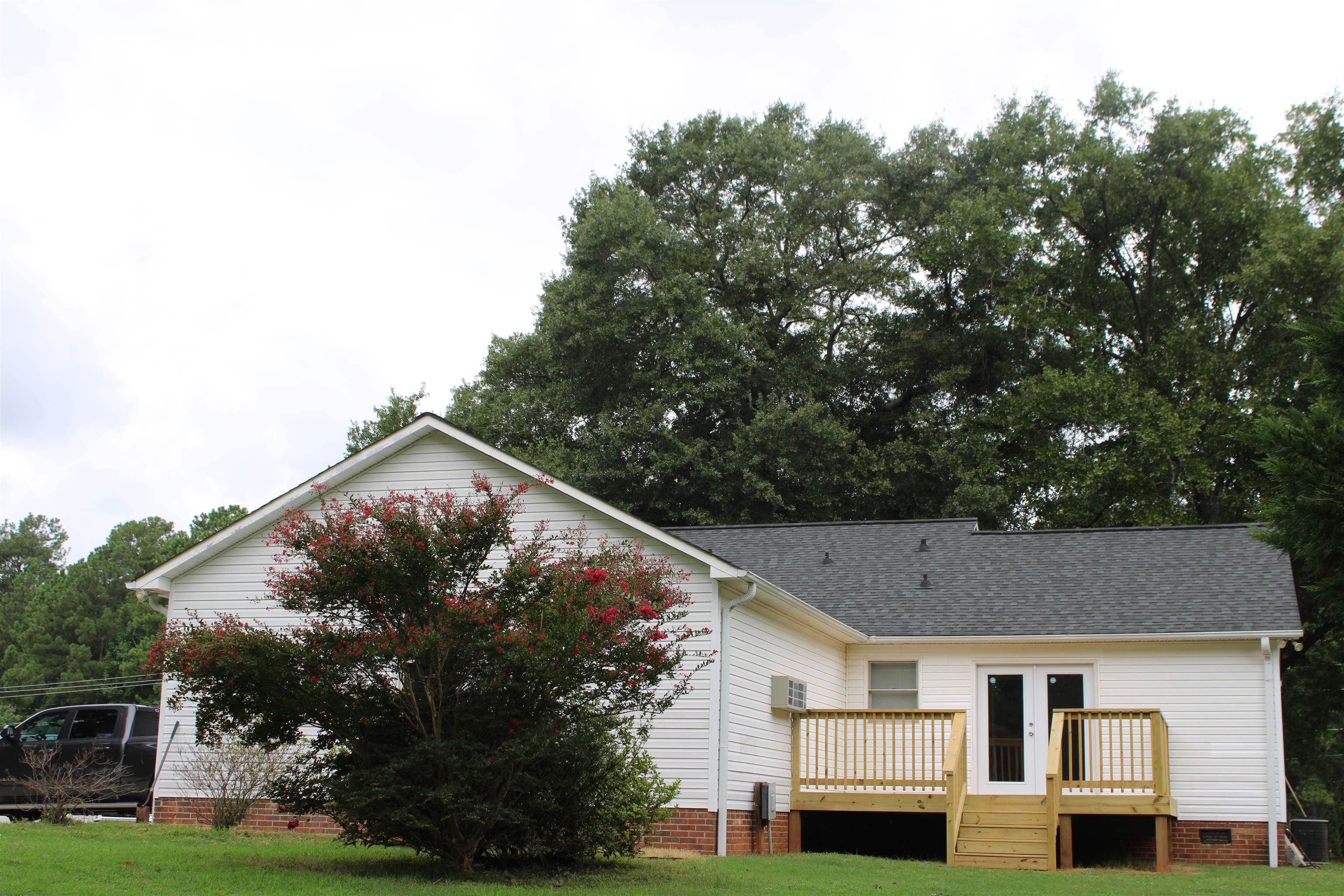 1059 Otts Shoals Road Roebuck, SC 29376 - Photo 5 of 25