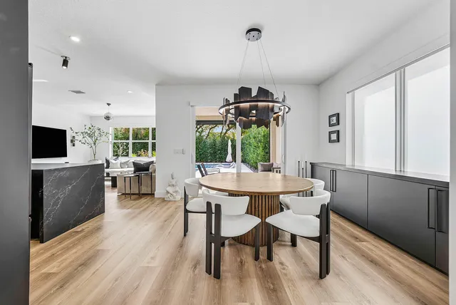 $999,999 | 4310 Buttonwood Drive, Delray Beach, FL 33445