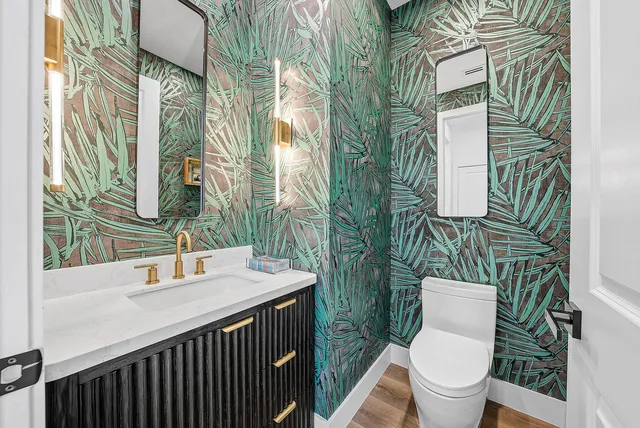 $999,999 | 4310 Buttonwood Drive, Delray Beach, FL 33445