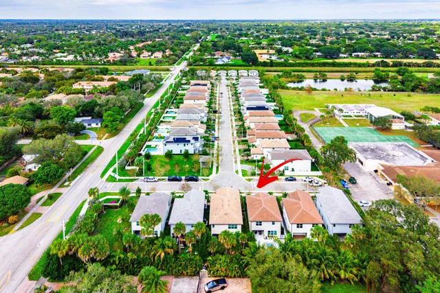 $999,999 | 4310 Buttonwood Drive, Delray Beach, FL 33445