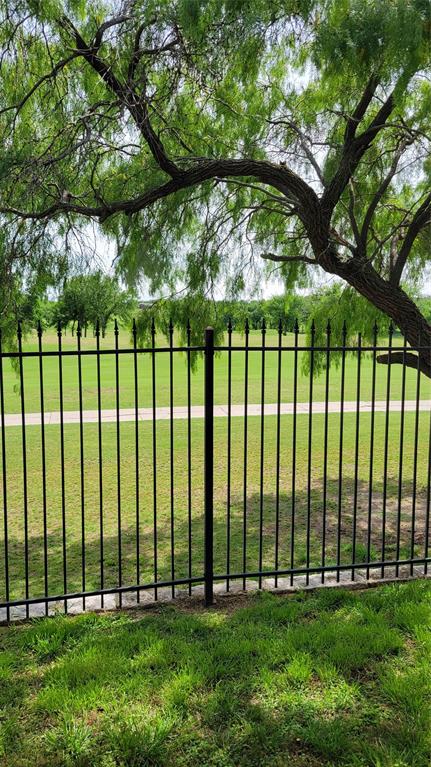 10701 Whitestone Ranch Road Benbrook, TX 76126 - Photo 13 of 40