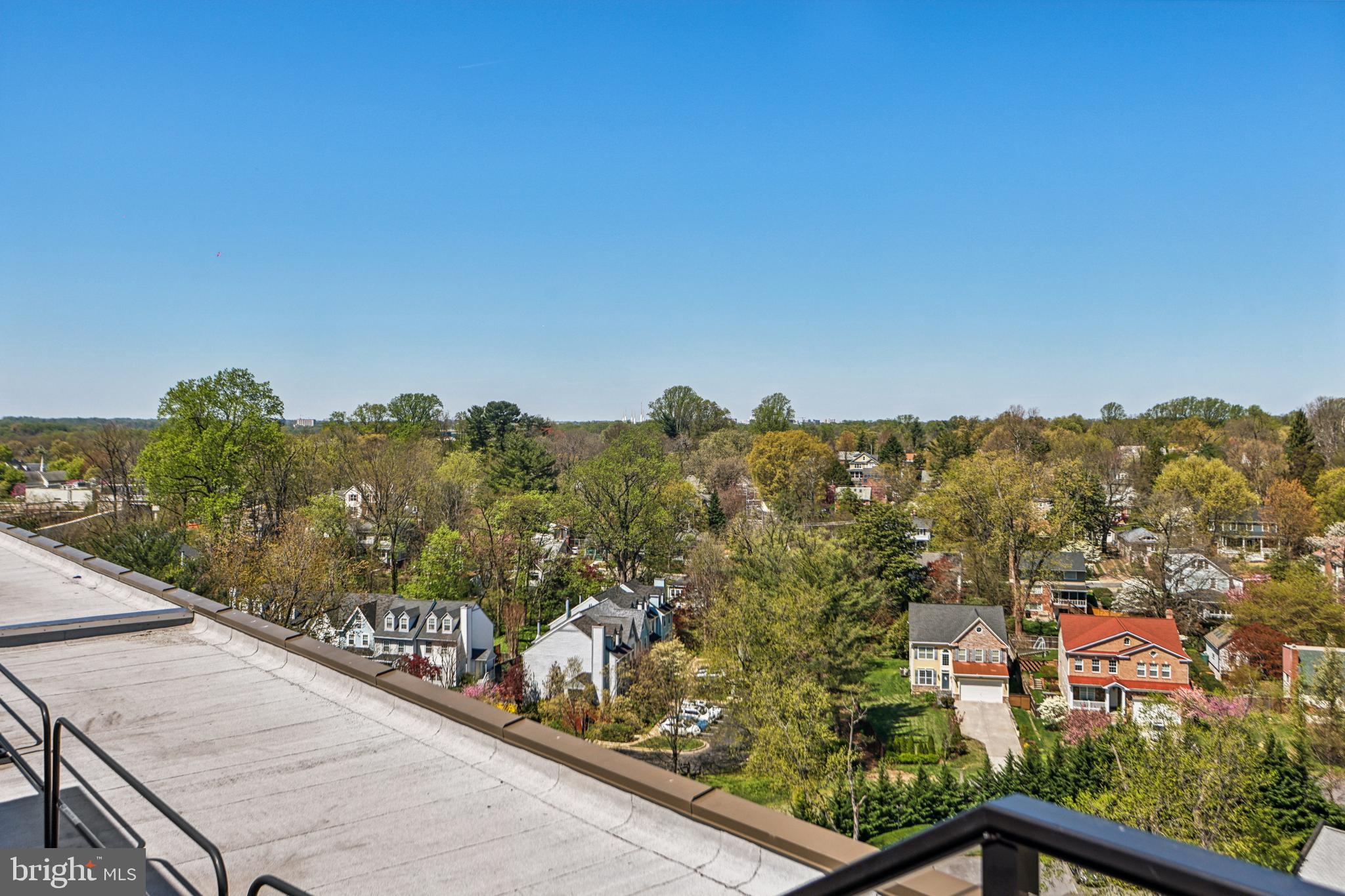 1900 Lyttonsville Road, Unit 1204 Silver Spring, MD 20910 - Photo 29 of 30 Rooftop View