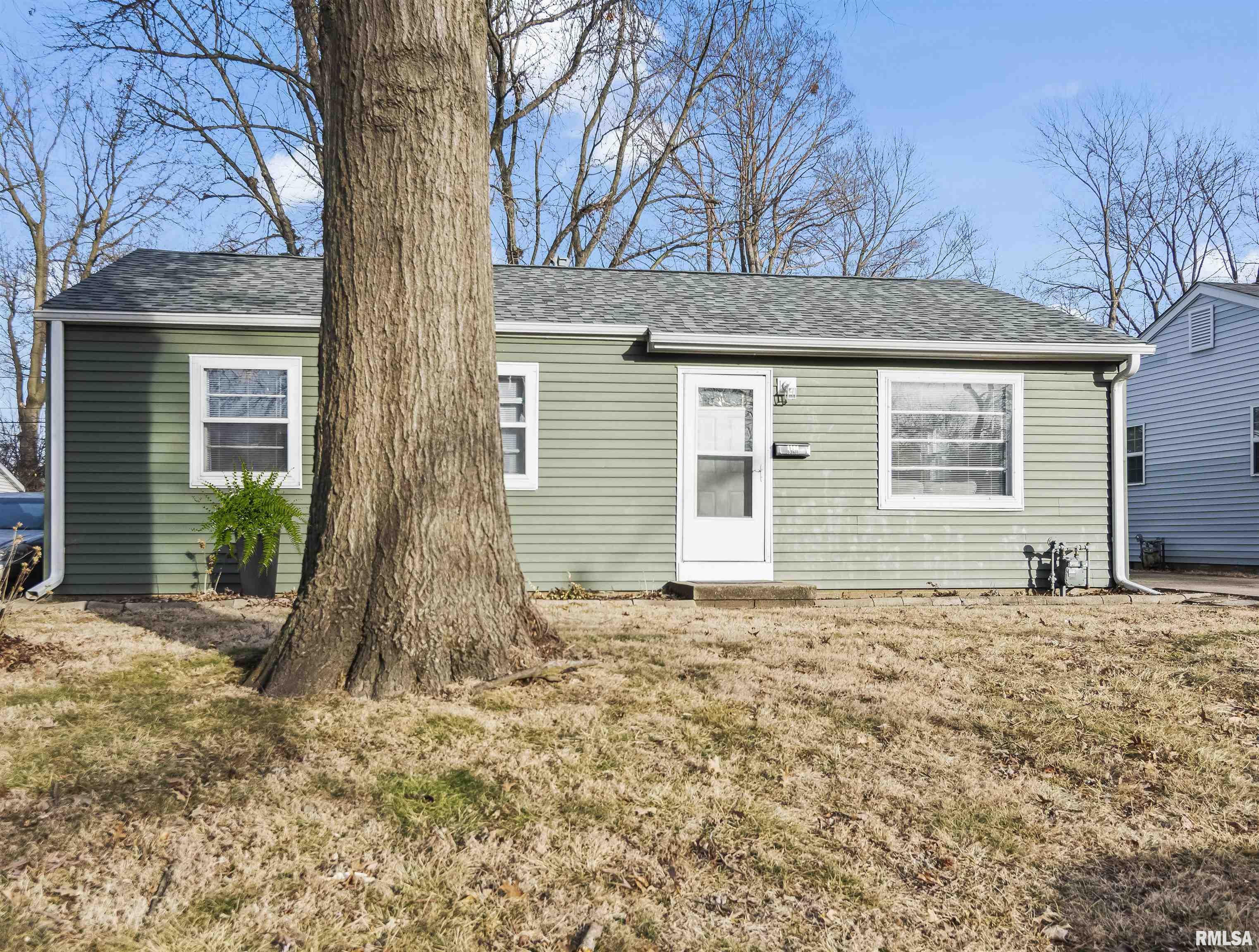 1104 Johnson Lane Springfield, IL 62702 - Photo 16 of 68