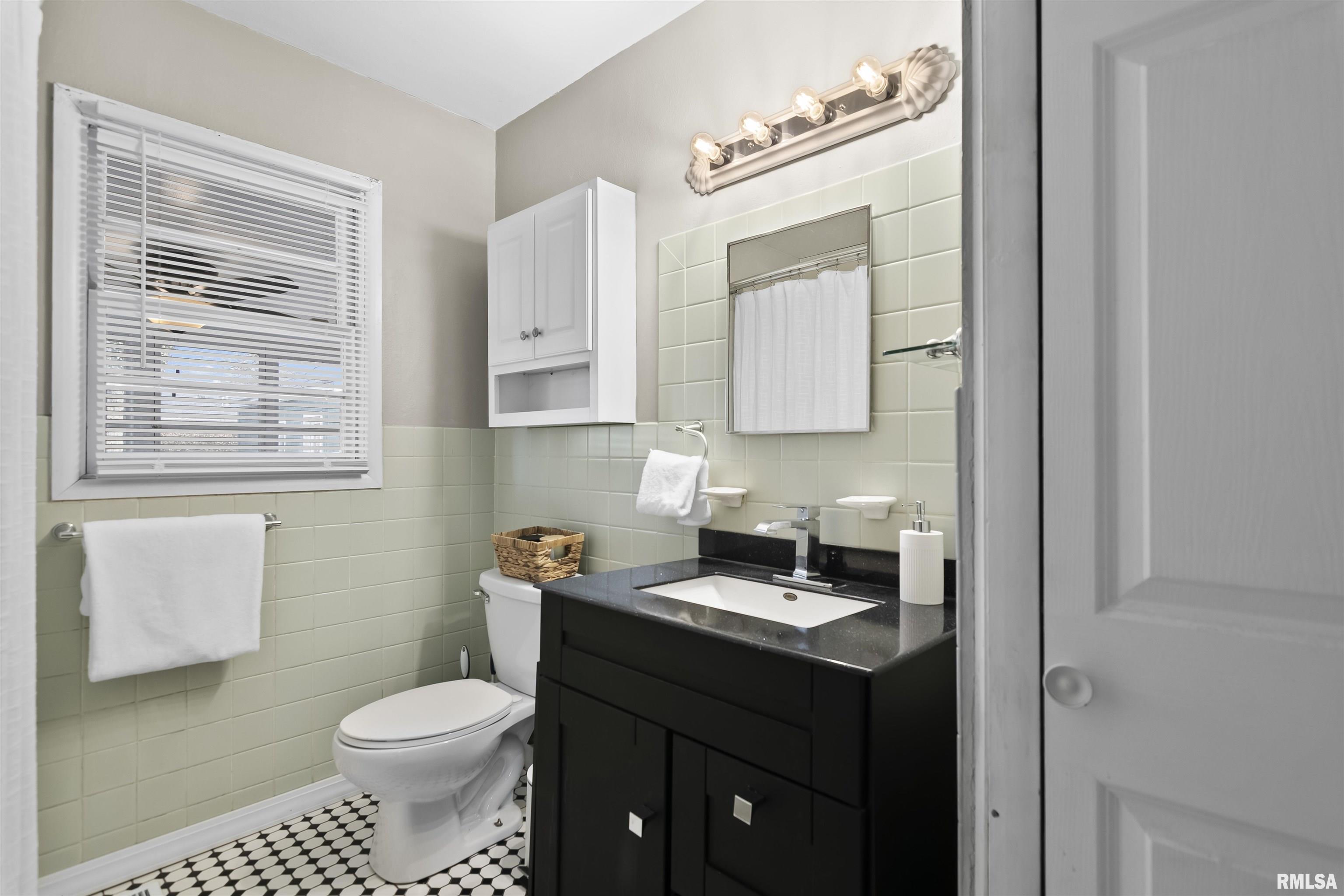1104 Johnson Lane Springfield, IL 62702 - Photo 22 of 68