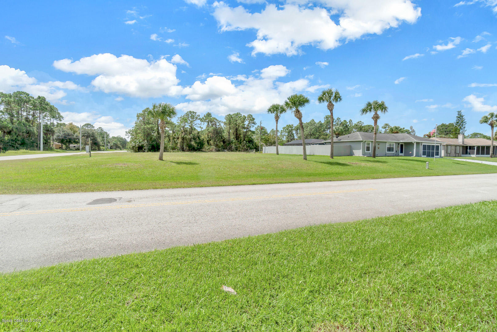 660 Bryant Road Palm Bay, FL 32908 - Photo 45 of 52 exterior (47 of 54)