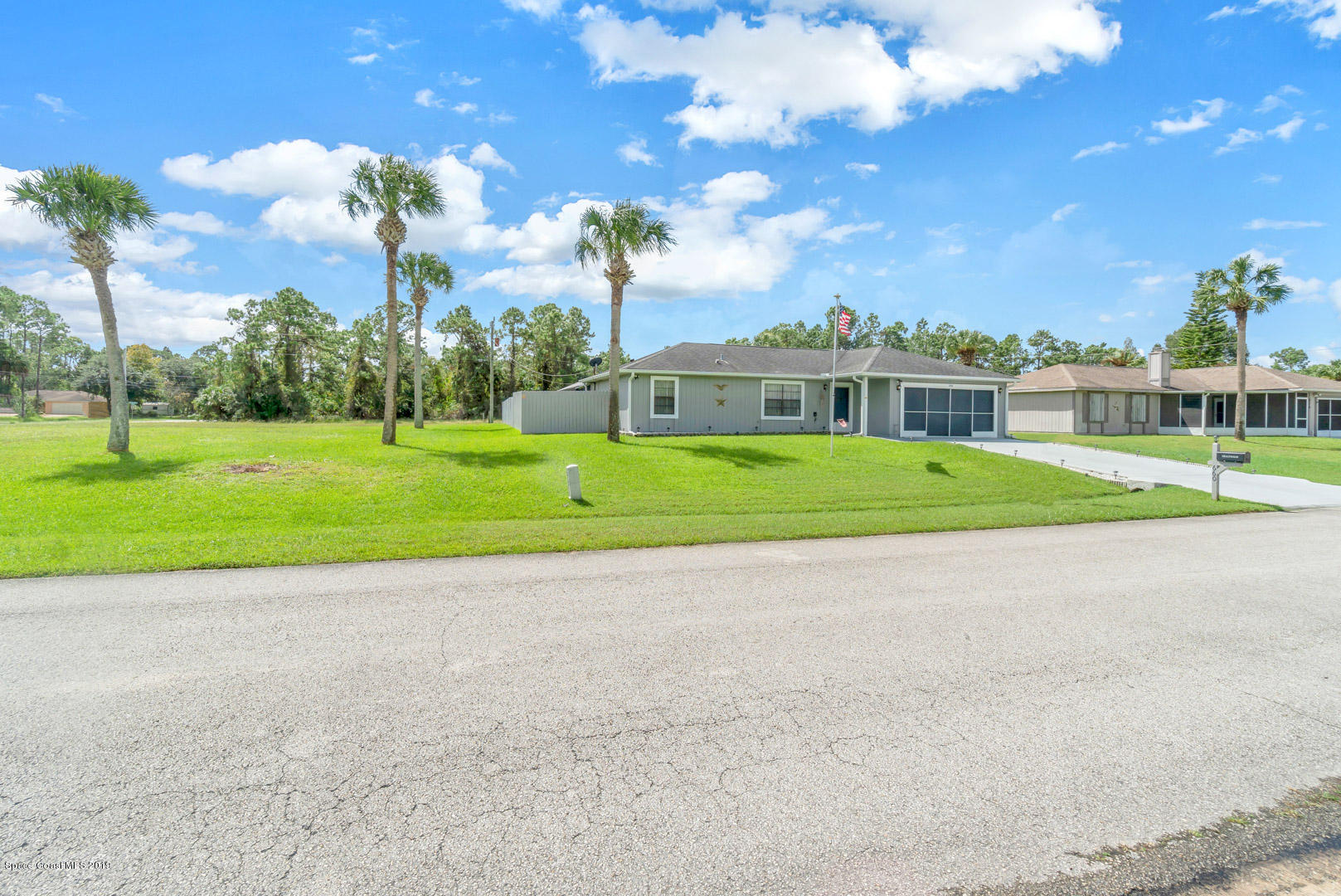 660 Bryant Road Palm Bay, FL 32908 - Photo 48 of 52 exterior (50 of 54)