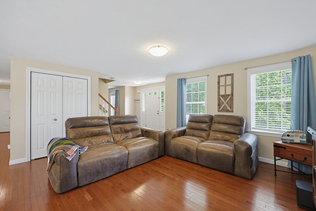 5 County Street Berkley, MA 02779 - Photo 8 of 40