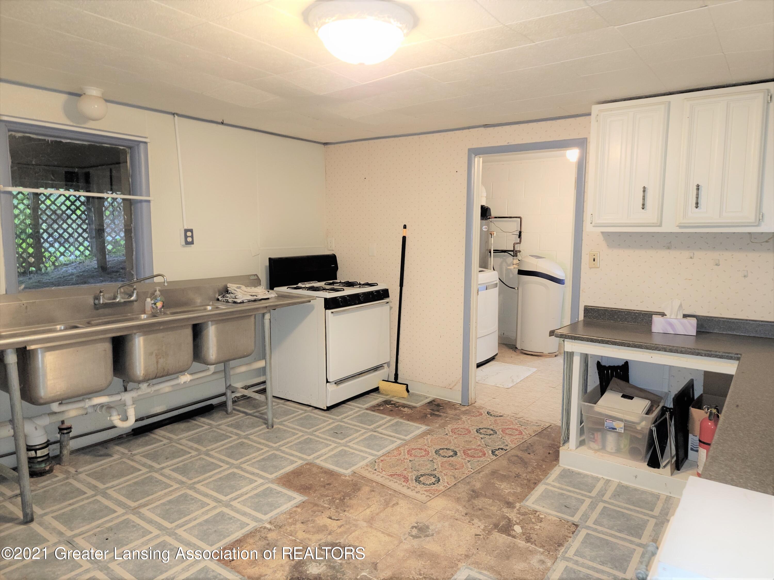 5937 Sleight Road Bath, MI 48808 - Photo 31 of 57 20211029_124718