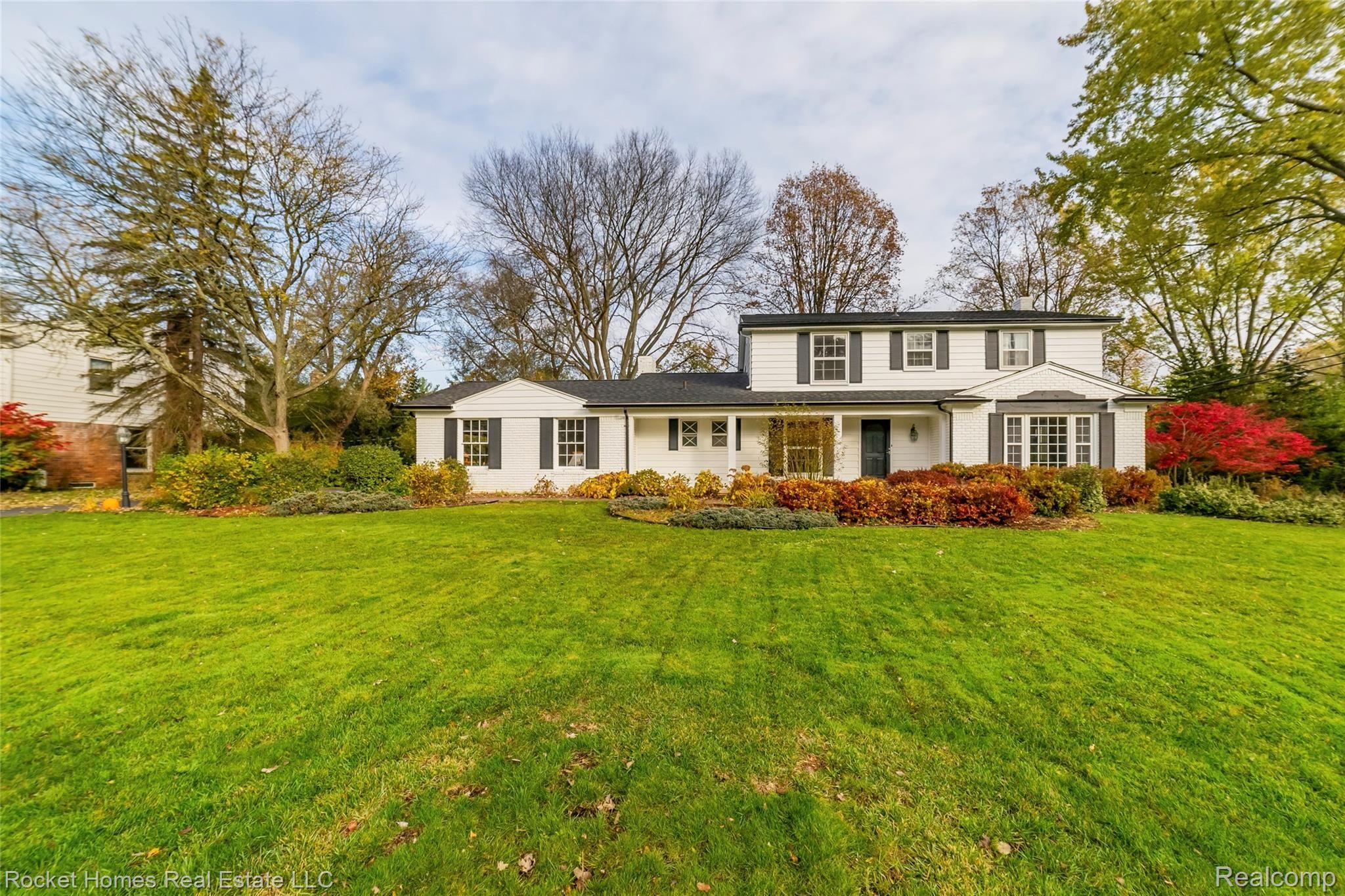 879 Foxhall Road Bloomfield Hills, MI 48304 - Photo 3 of 44 000-photo-front-view-7719018.jpg