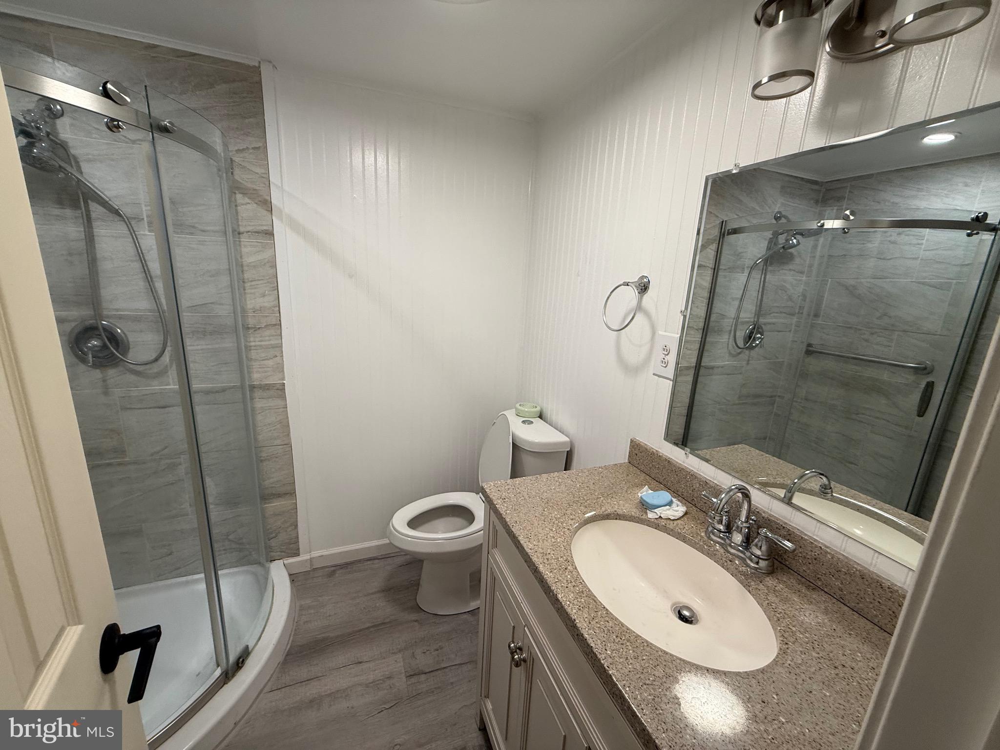 2926 Crystal Beach Road Earleville, MD 21919 - Photo 19 of 32 Full renovated bathroom