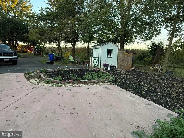 $350,000 | 2926 Crystal Beach Road, Earleville, MD 21919