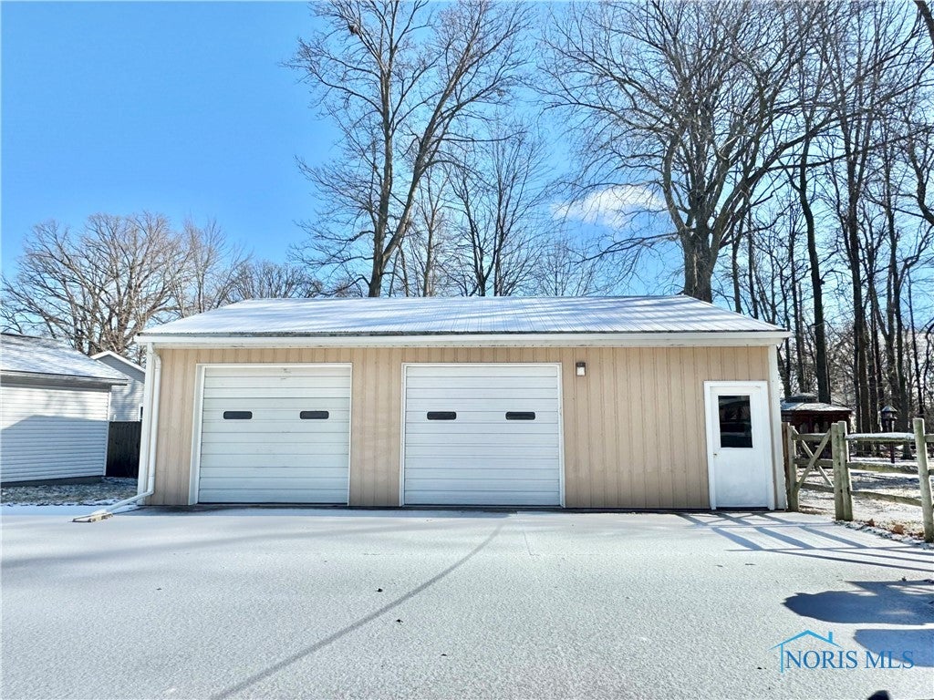 1810 James Road Oregon, OH 43616 - Photo 47 of 48 Gallery Image 47