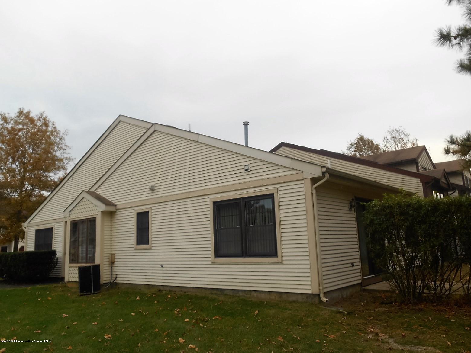 63 Riva Boulevard Brick, NJ 08723 - Photo 3 of 17 DSCN4196