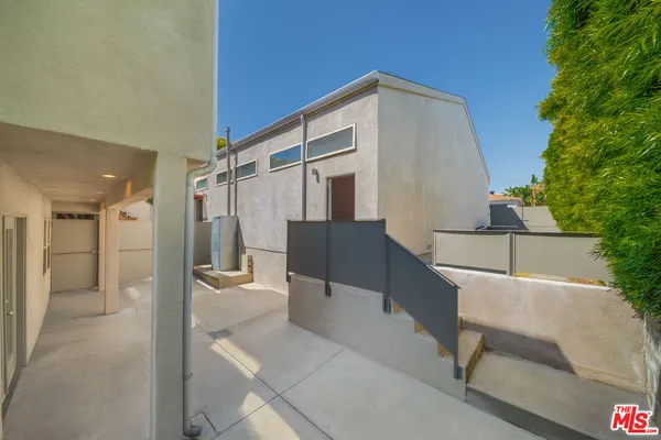 $4,100 | 726 West 37th Street, San Pedro, CA 90731