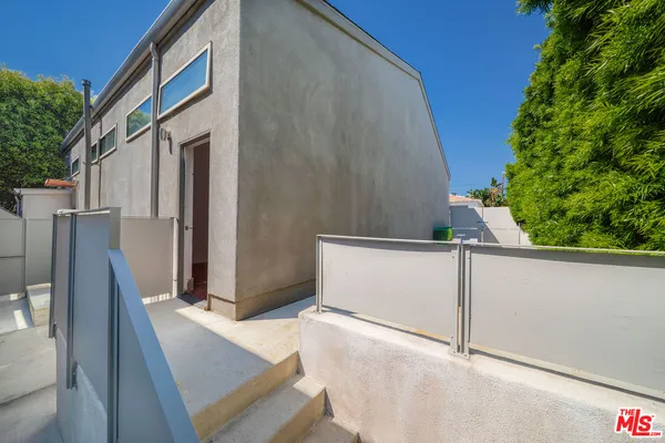 an outdoor view of a house