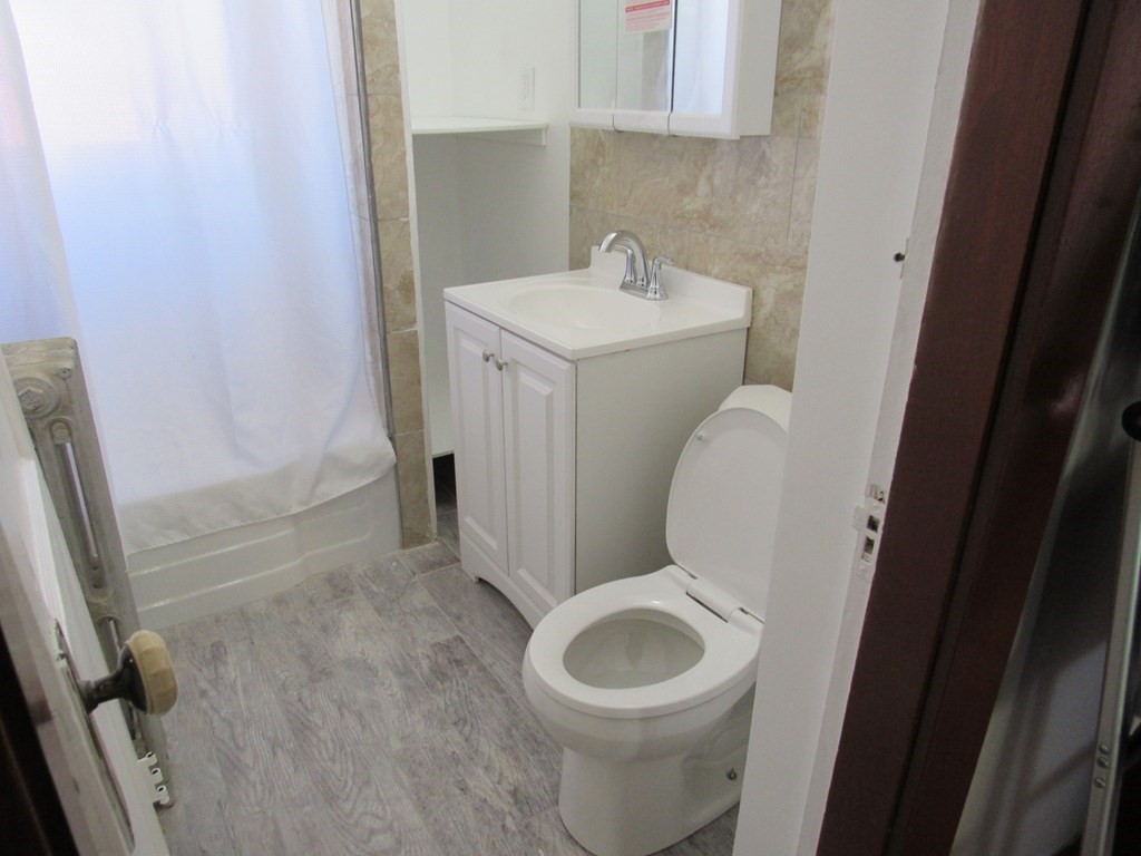 369 Page Boulevard Springfield, MA 01104 - Photo 10 of 17