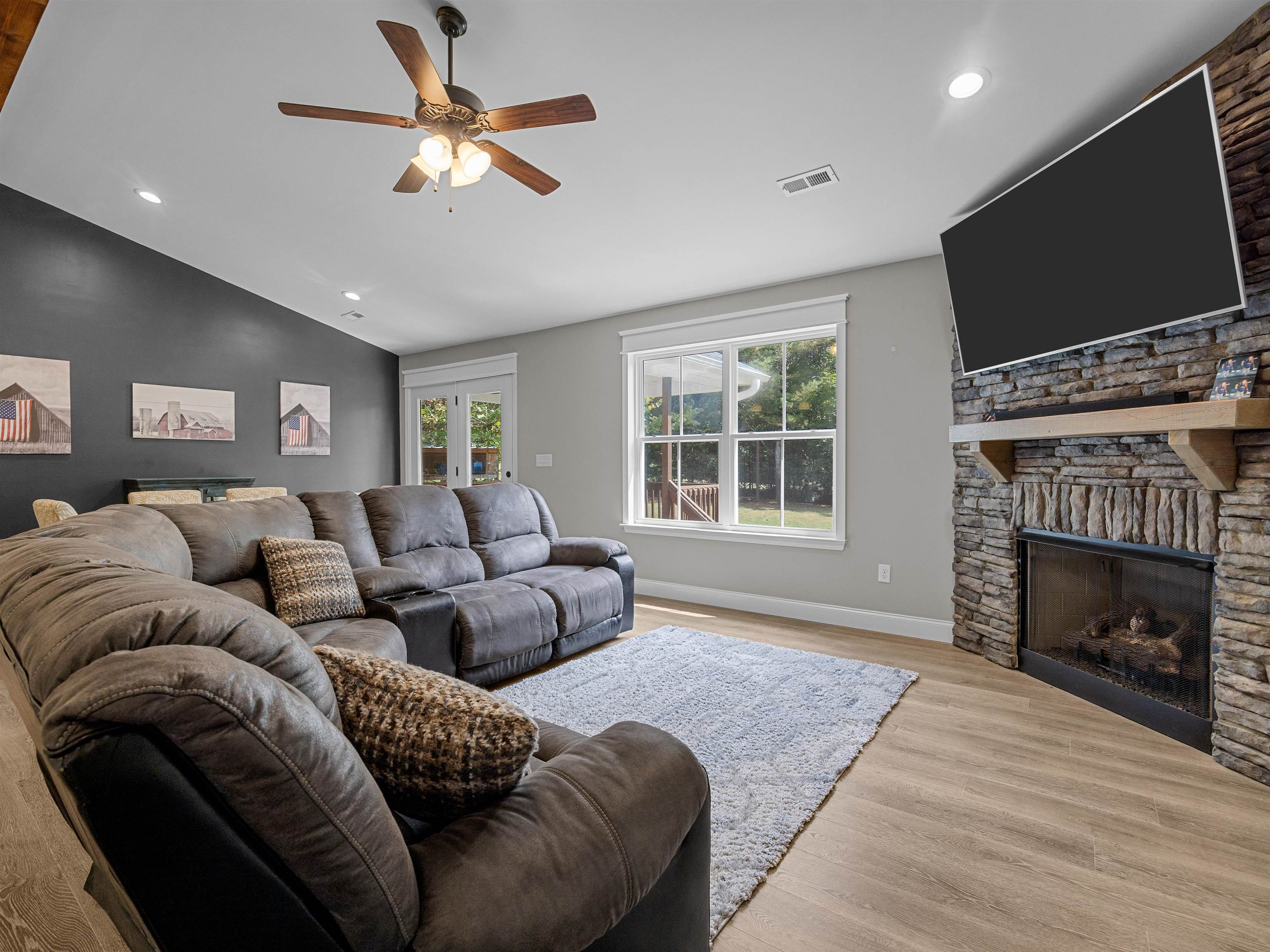 10938 Reidville Road Greer, SC 29651 - Photo 8 of 50 Gallery Image 8