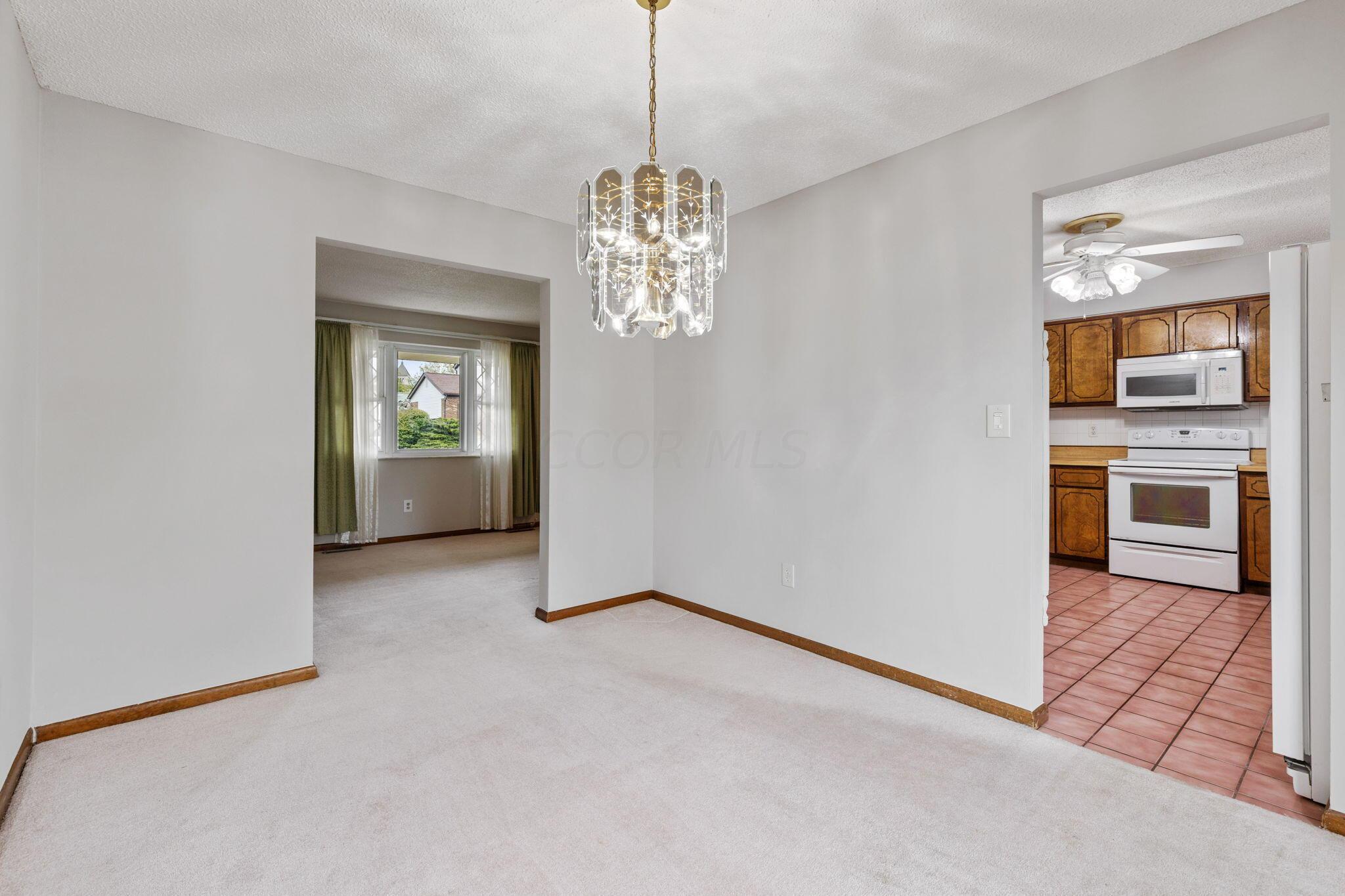 763 Ronson Avenue Columbus, OH 43230 - Photo 11 of 46 Dining Room - 763 Ronson Avenue, Columbus, OH 43230