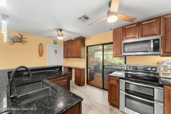 $325,000 | 1852 Glenwood Drive, Melbourne, FL 32935