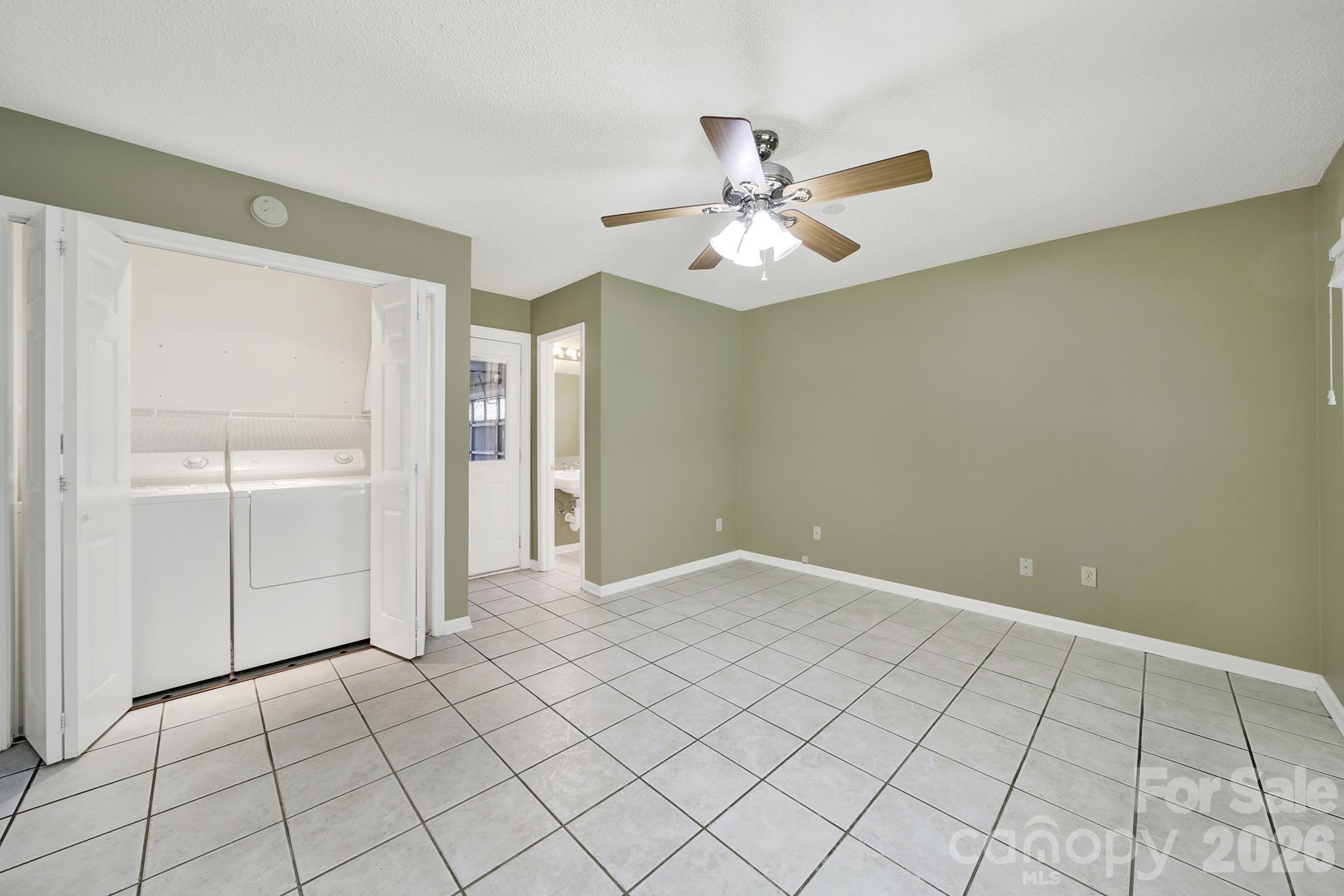1805 Lillian Lane Fort Mill, SC 29708 - Photo 14 of 37 Gallery Image 14