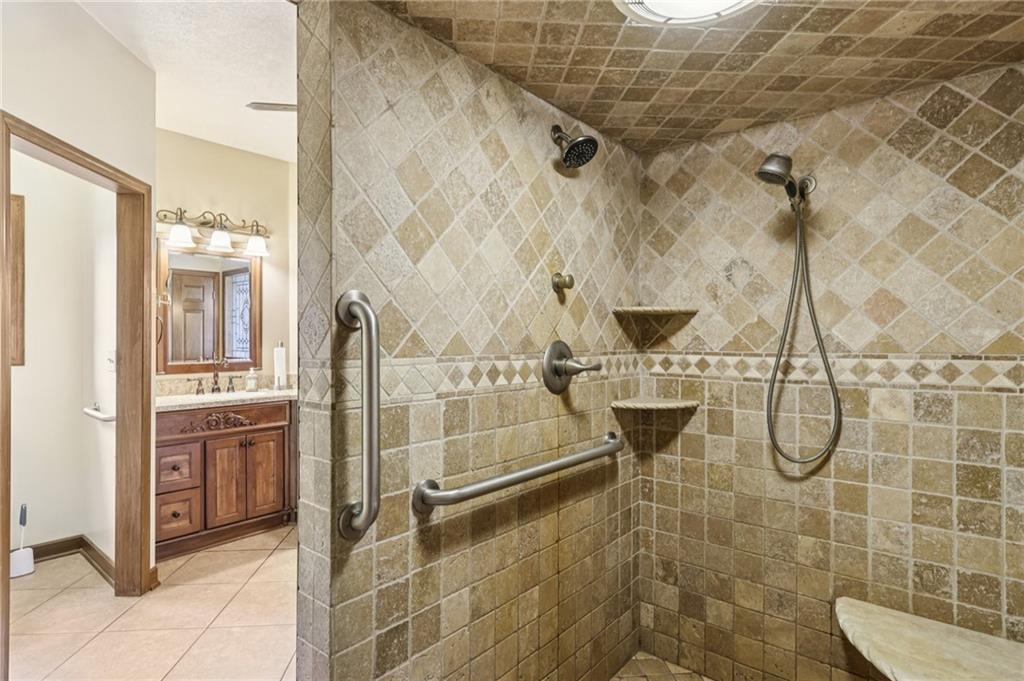 2210 Skyhill Road Edinburg, PA 16116 - Photo 23 of 49 a bathroom with a shower