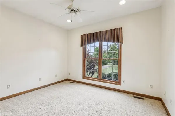 $679,900 | 2210 Skyhill Road, Edinburg, PA 16116
