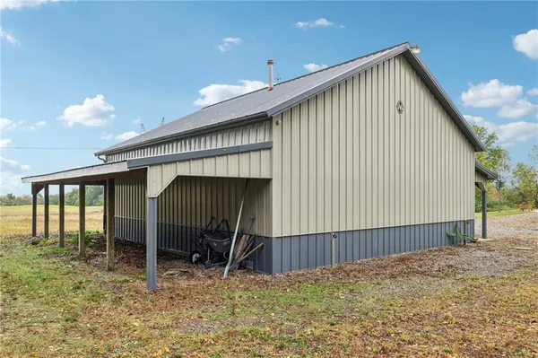 $679,900 | 2210 Skyhill Road, Edinburg, PA 16116