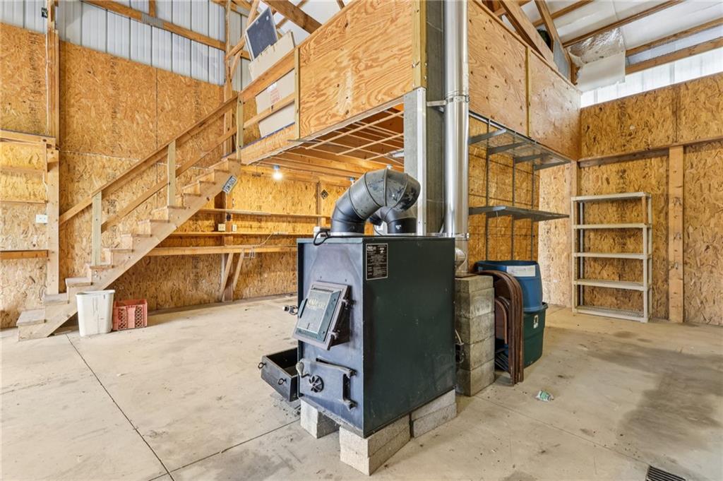 2210 Skyhill Road Edinburg, PA 16116 - Photo 36 of 49 a view of a street with an empty room