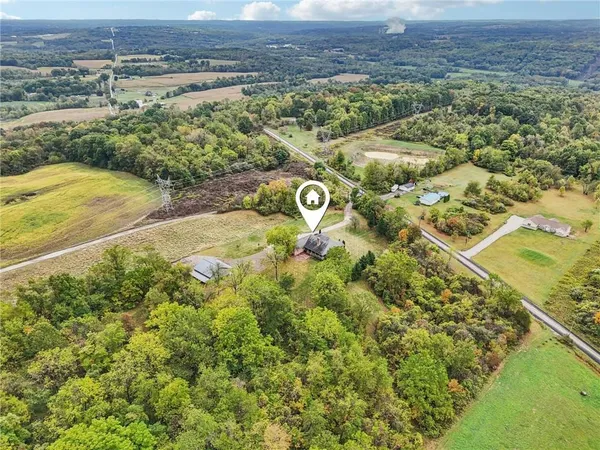 $679,900 | 2210 Skyhill Road, Edinburg, PA 16116
