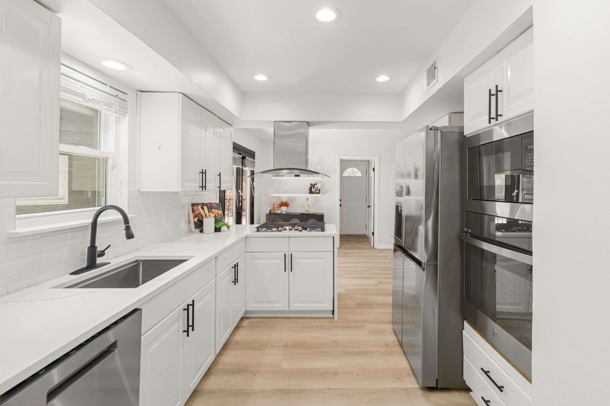 3105 Borden Road Austin, TX 78757 - Photo 9 of 37
