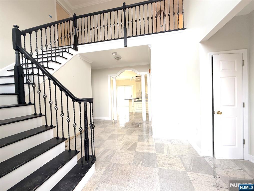 11 Decicco Drive Raritan, NJ 08869 - Photo 4 of 21 Gallery Image 4