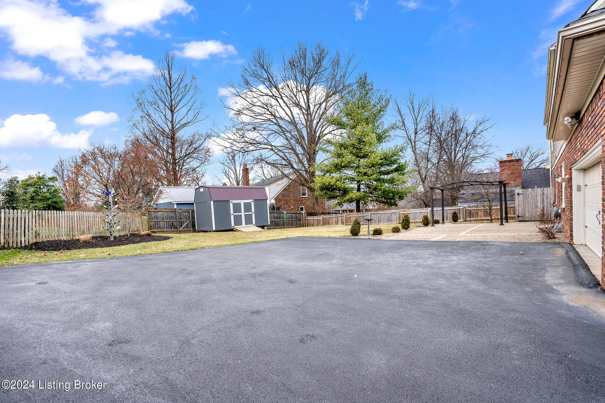 7210 Edcoe Road Louisville, KY 40228 - Photo 50 of 61 DSC03195