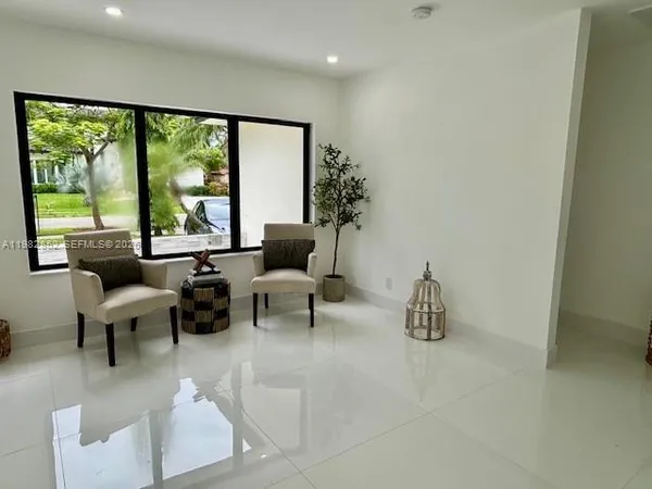 $1,050,000 | 1334 Madison Street, Hollywood, FL 33019