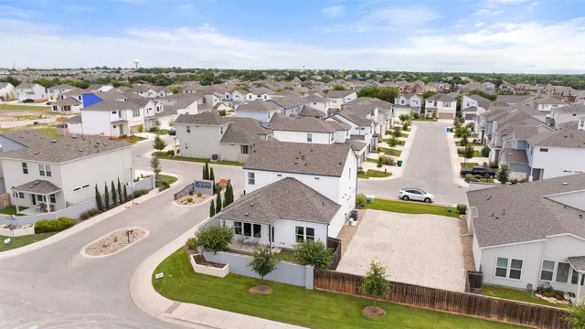 $2,400 | 2206 Luna Azul View, Unit 78, Round Rock, TX 78664