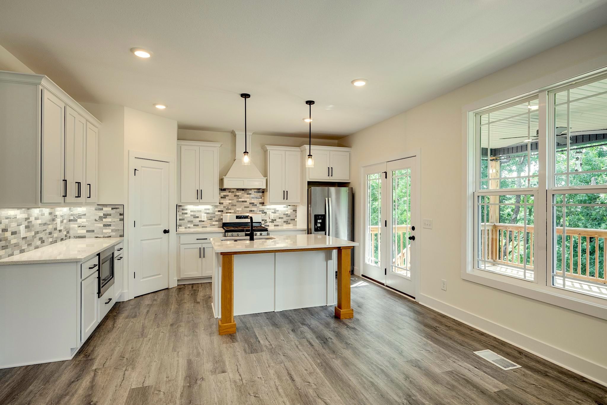 420 Stonemeadow Road Clarksville, TN 37043 - Photo 14 of 69