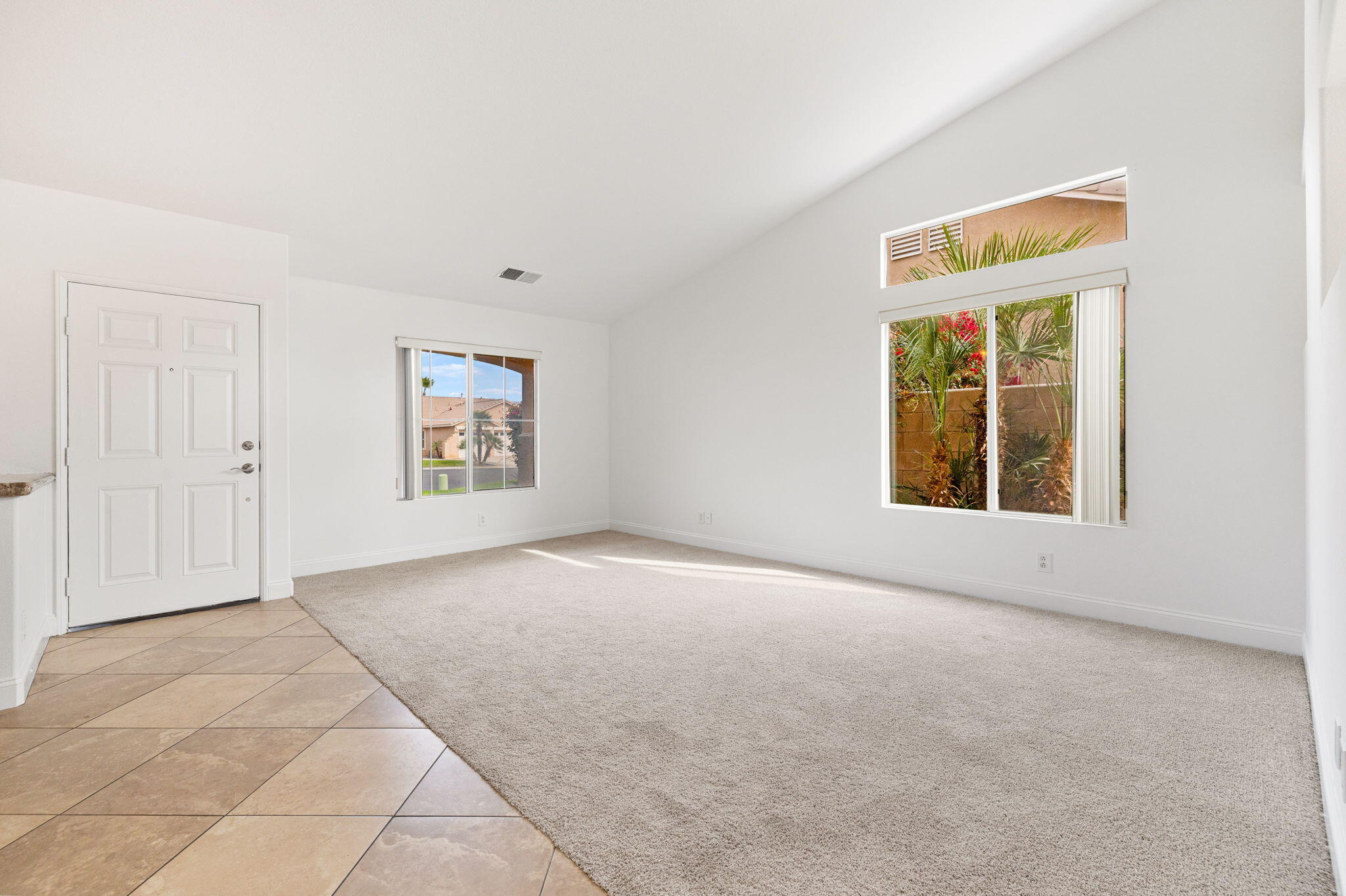 80601 Declaration Avenue Indio, CA 92201 - Photo 17 of 52 an empty room with windows