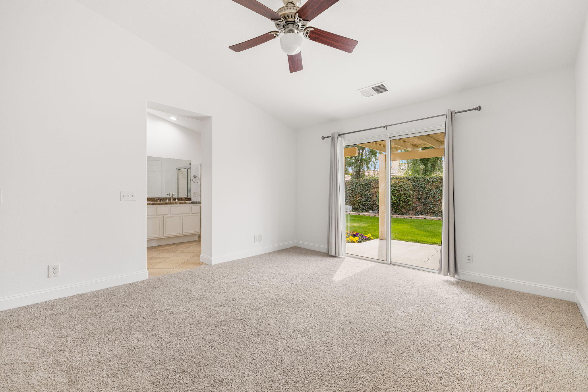 80601 Declaration Avenue Indio, CA 92201 - Photo 28 of 52 a view of an empty room with a window
