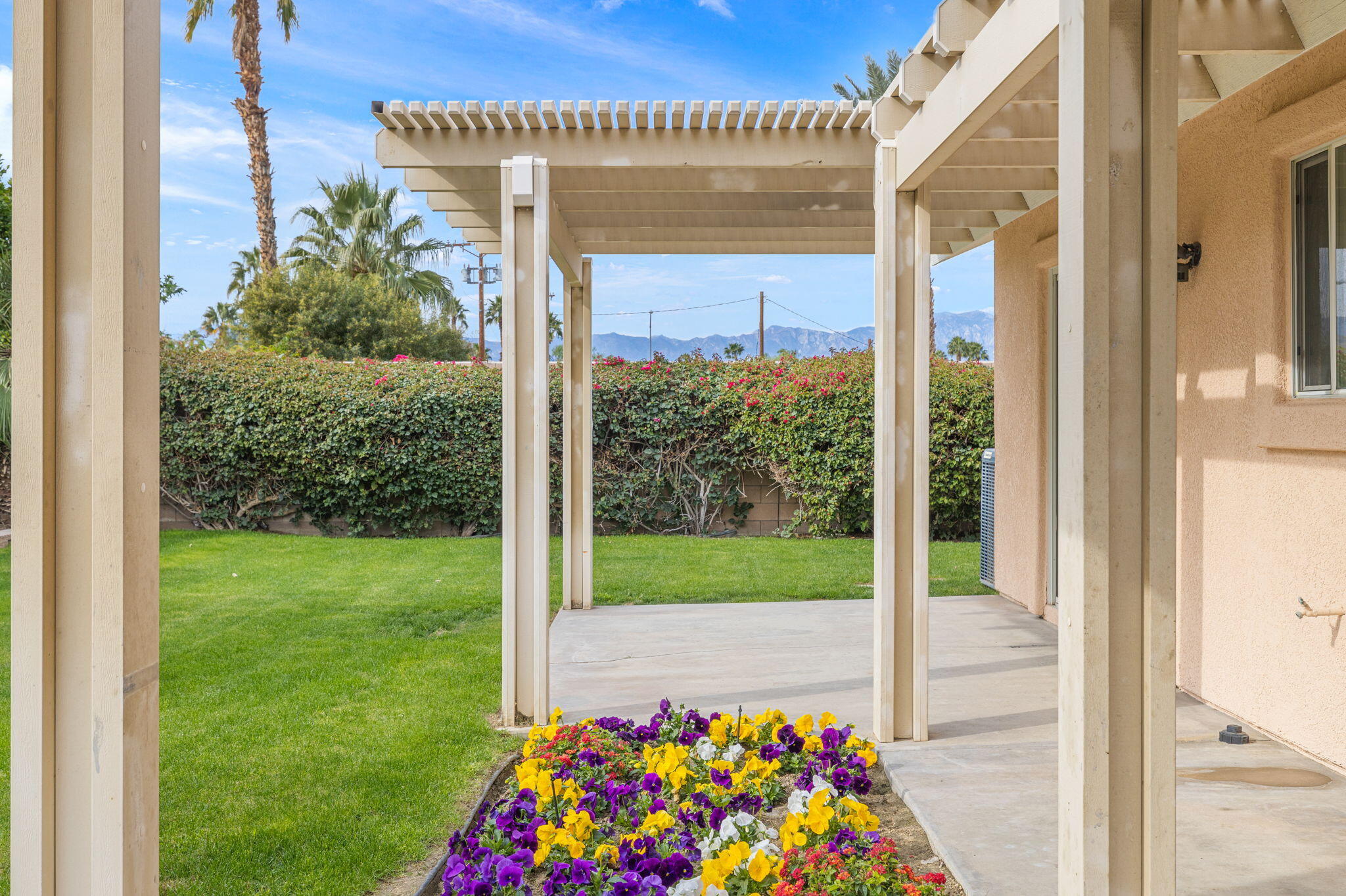 80601 Declaration Avenue Indio, CA 92201 - Photo 39 of 52 a front view of a house