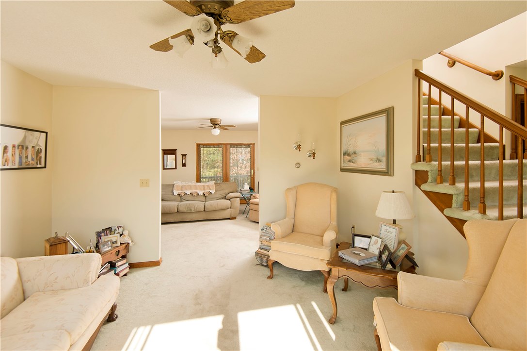 35 Rockridge Road Westerly, RI 02891 - Photo 15 of 40