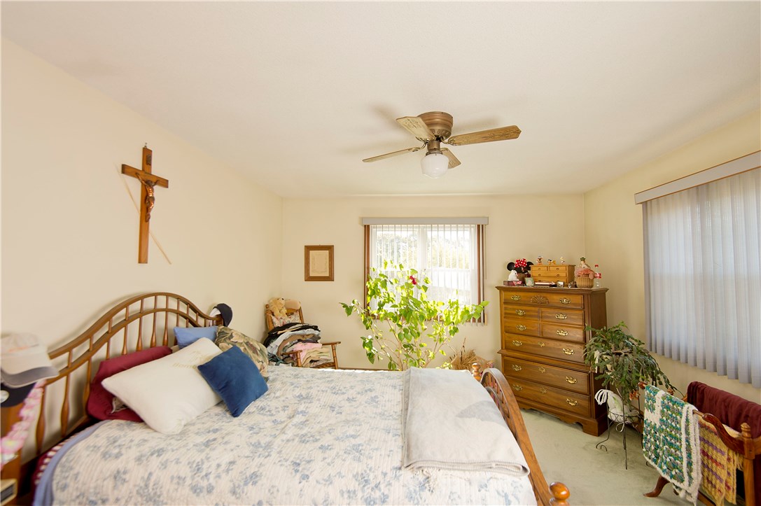 35 Rockridge Road Westerly, RI 02891 - Photo 20 of 40