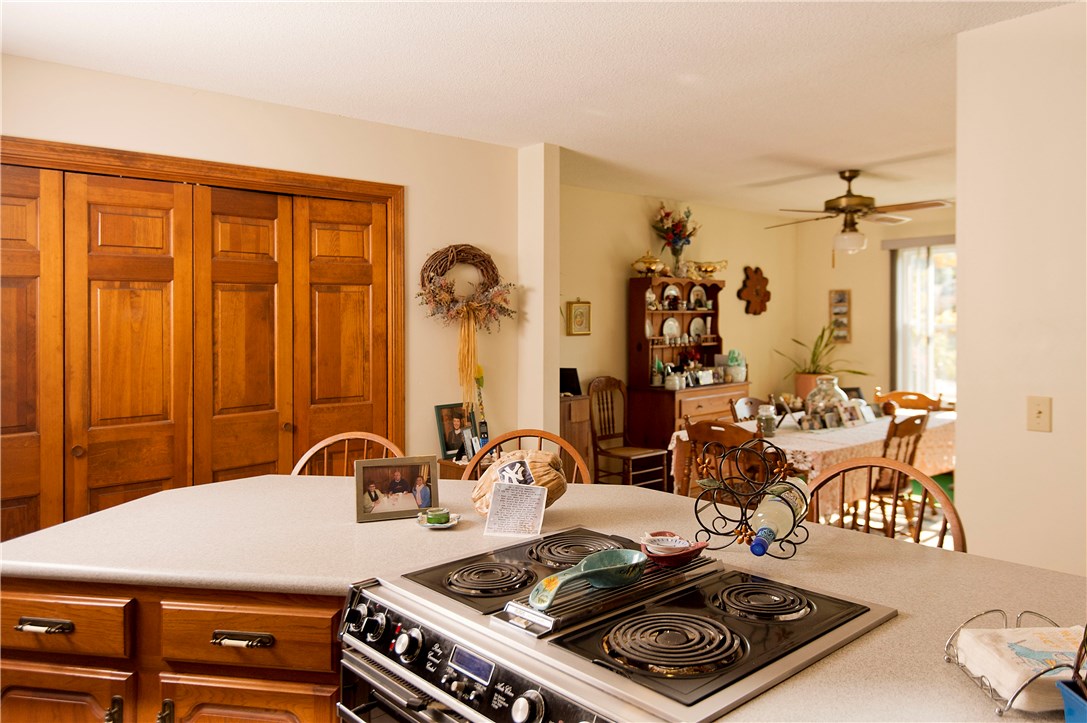 35 Rockridge Road Westerly, RI 02891 - Photo 10 of 40